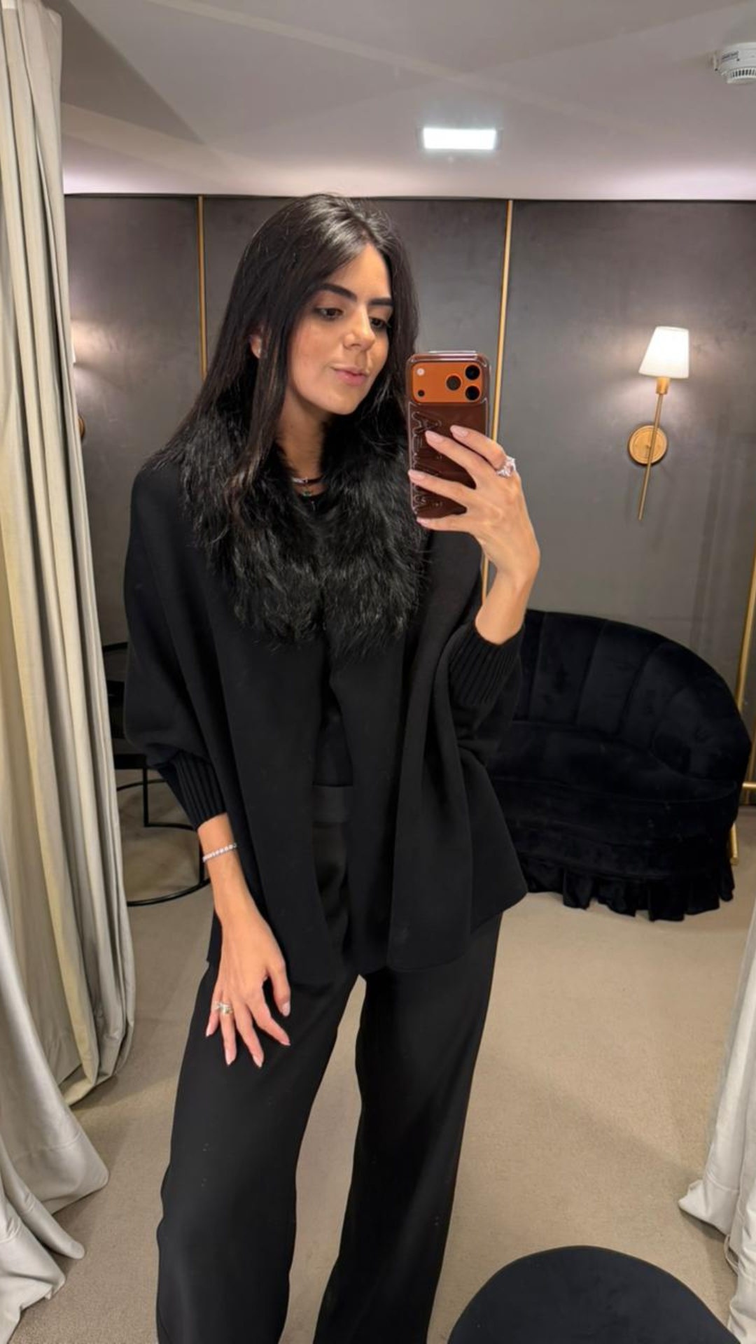 Manto Tricô Gola Pele Removível Black