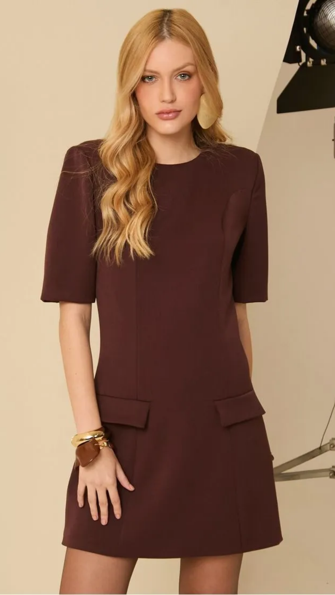 Vestido Curto Alfaiataria Marrom