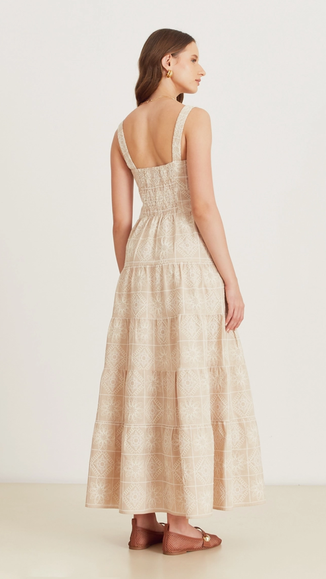 Vestido Midi Luciana Bege