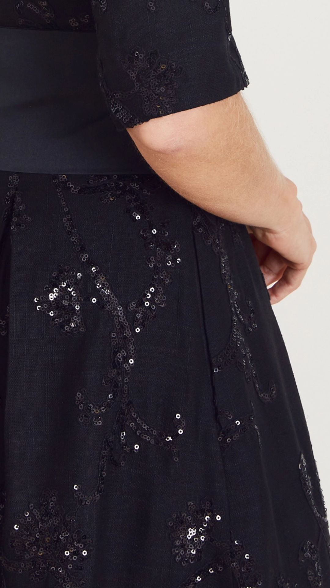 Vestido Midi Lavi Preto