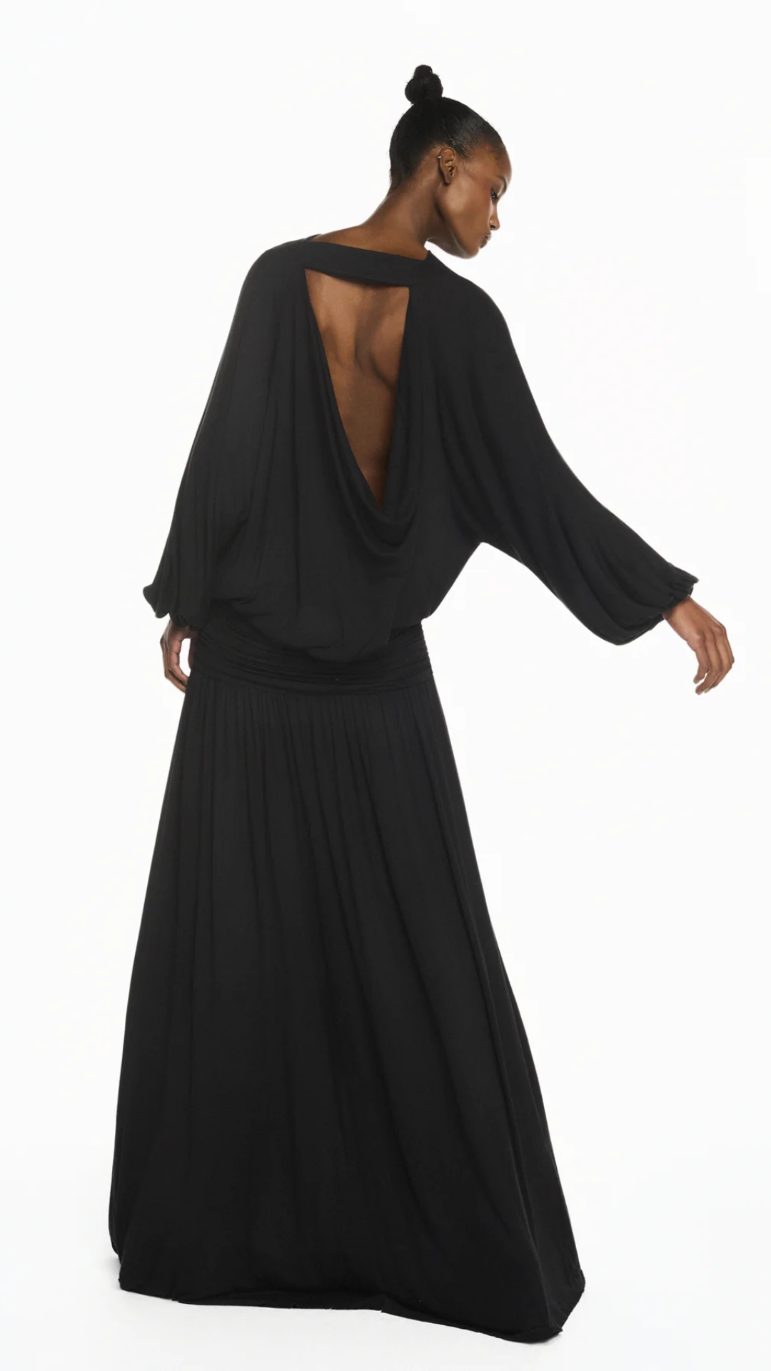 Vestido Longo Amplo Pala Drapeada Malha Preta