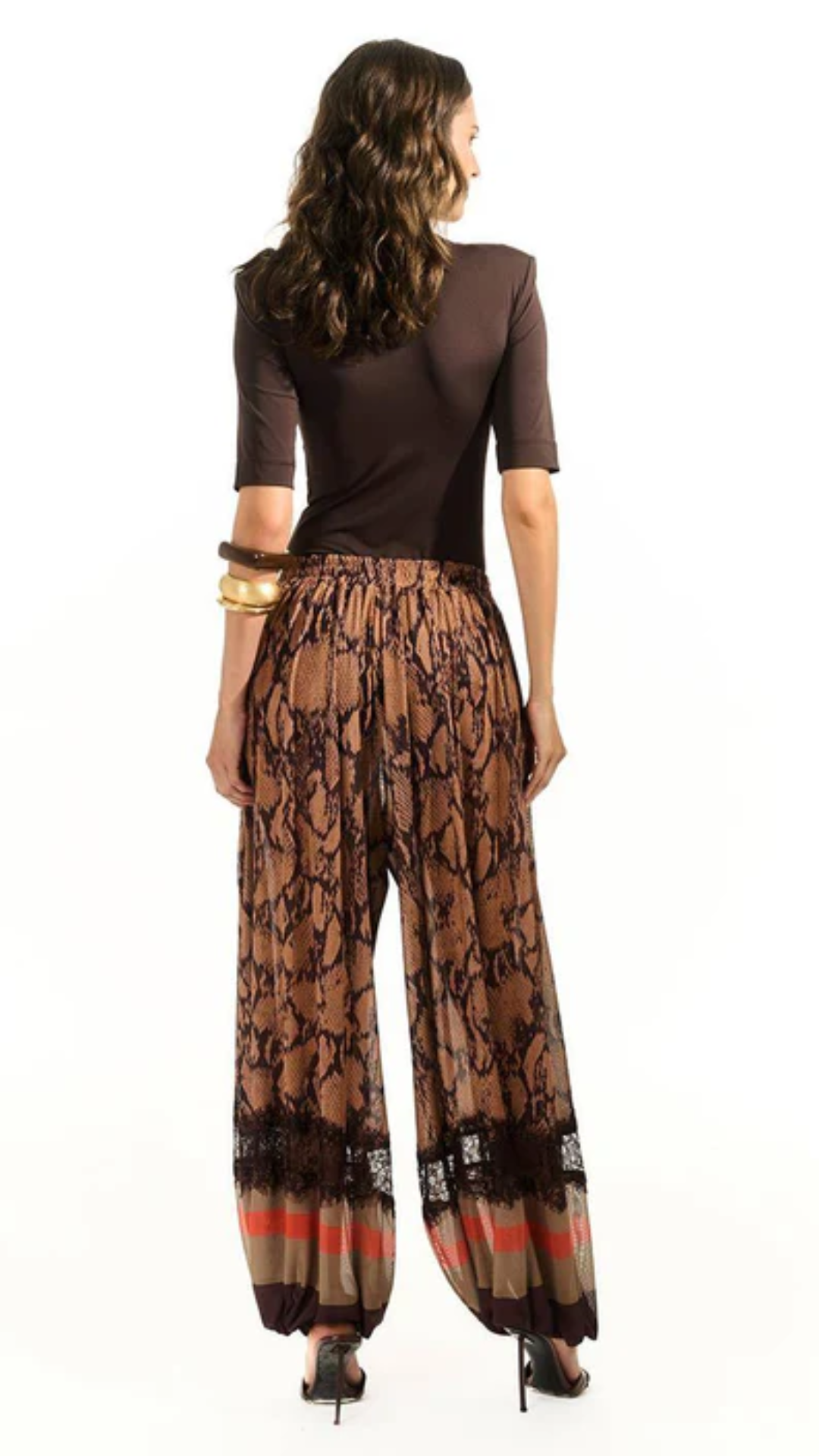 Calça Estampada c/ Sopreposição Choco Snake