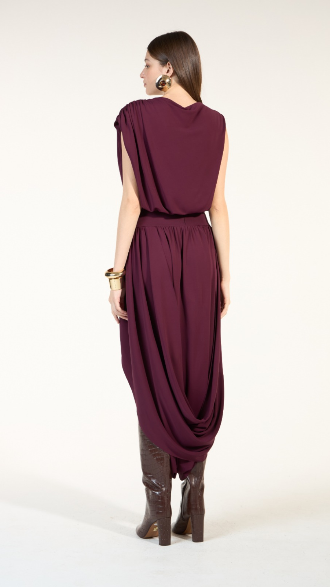 Conjunto Assimétrico Bordô Date