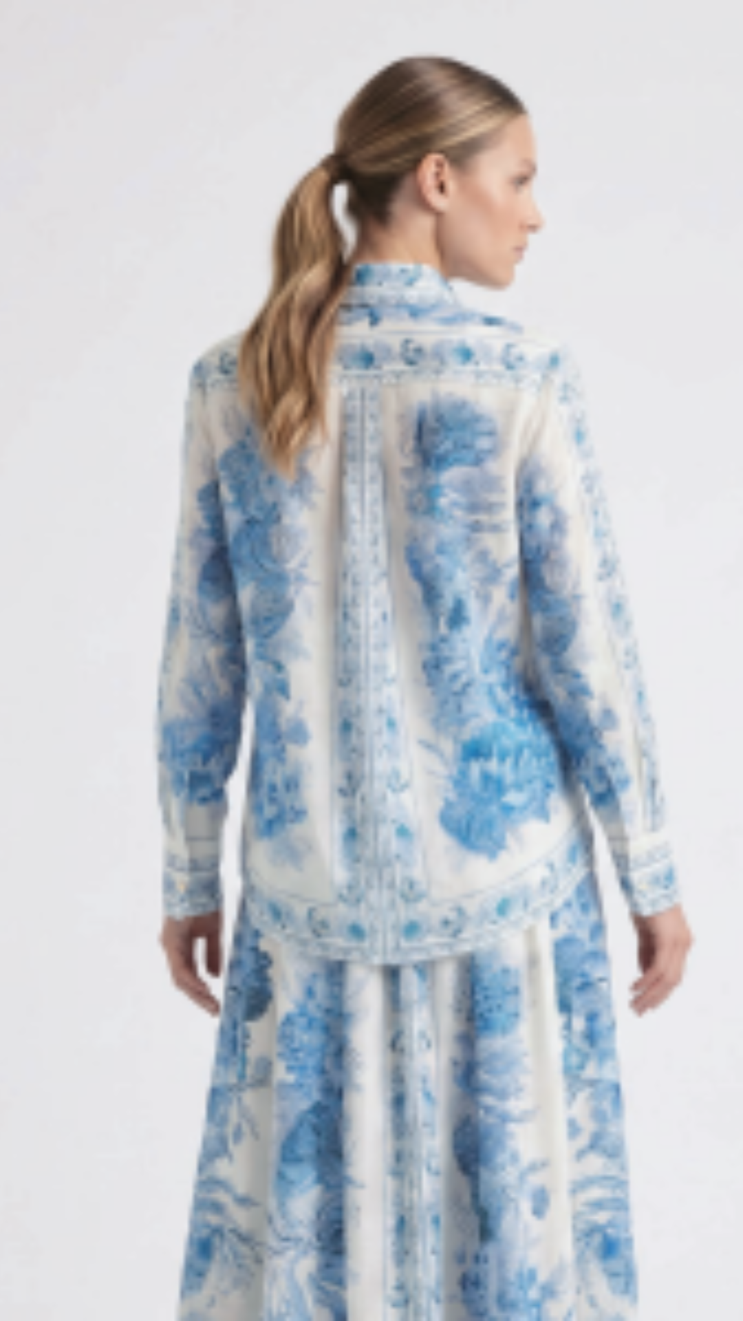Conjunto Camisa e Saia Longa Estampa Toile de Jouy