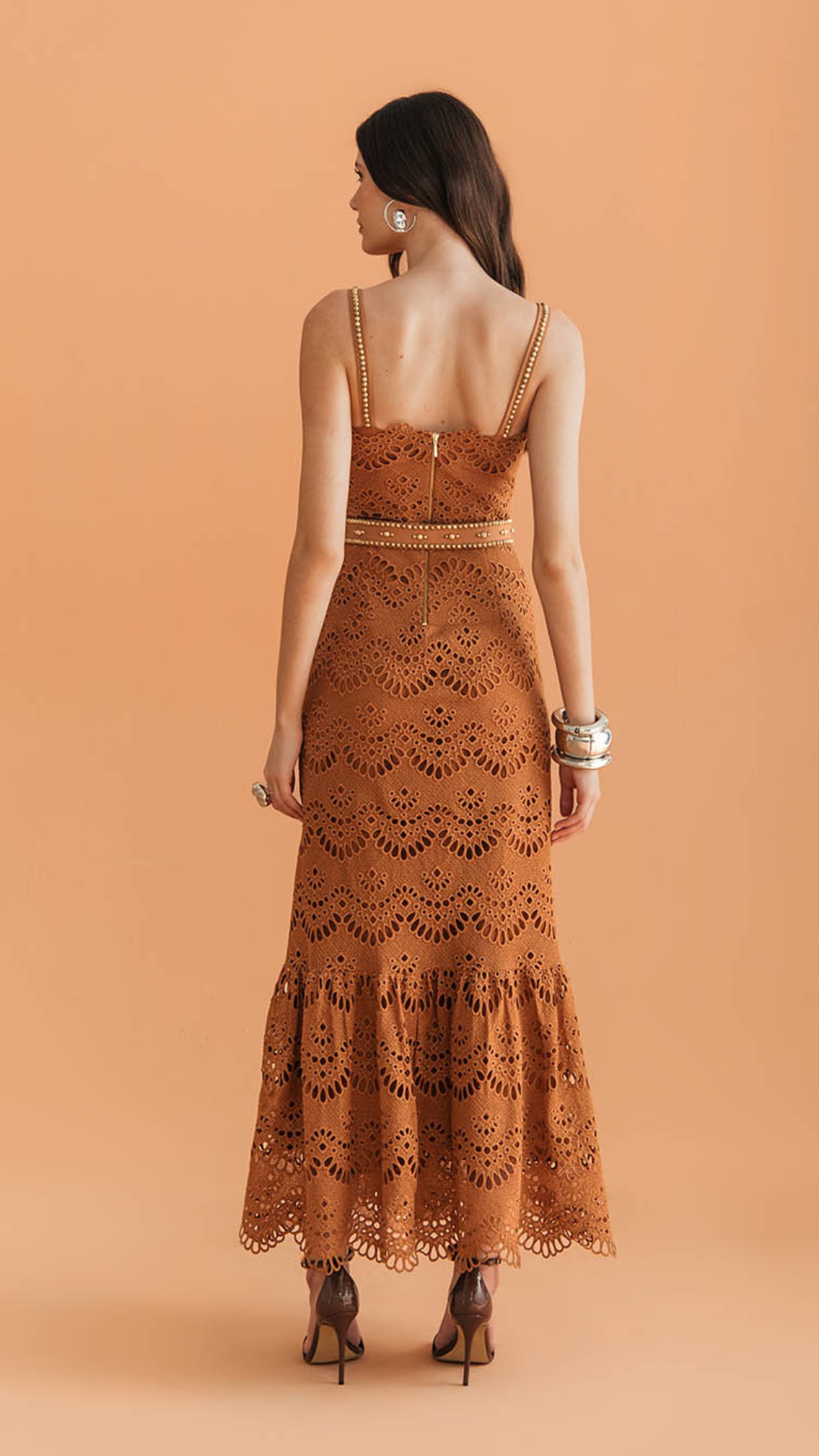 Vestido Botto Romantic Marrom Nobuck