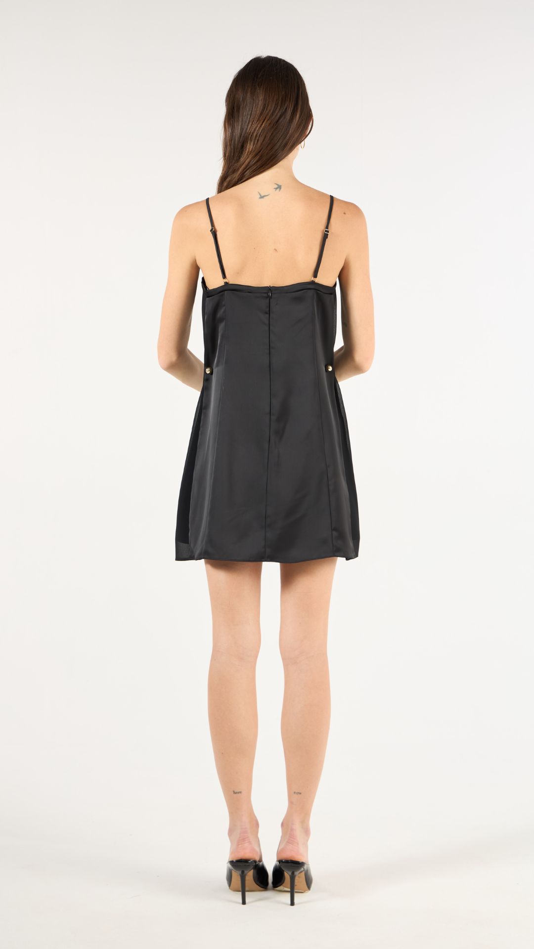 Vestido Decote Reto Preto