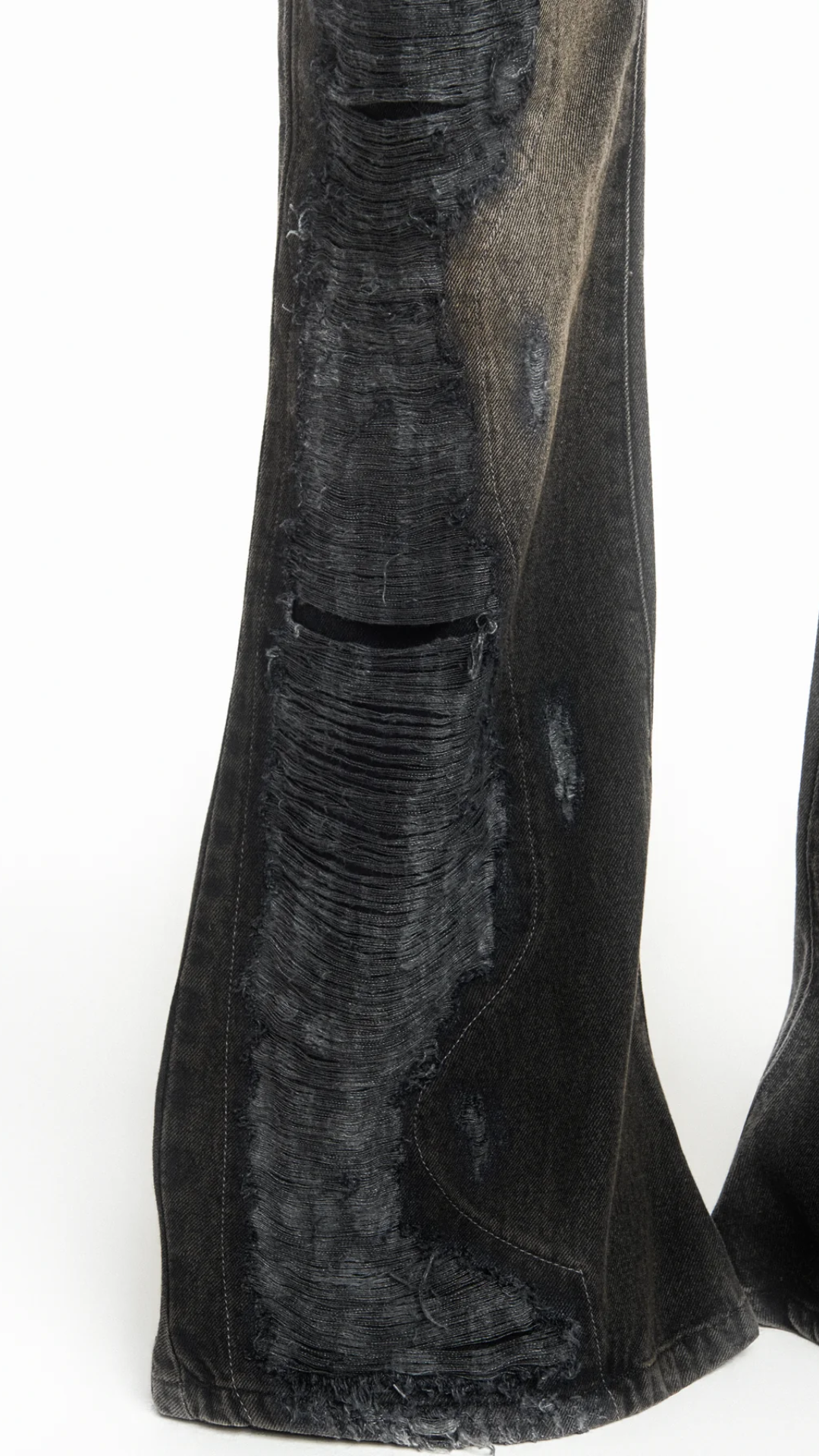 Calça Jeans Flare Black Rasgos Frontais