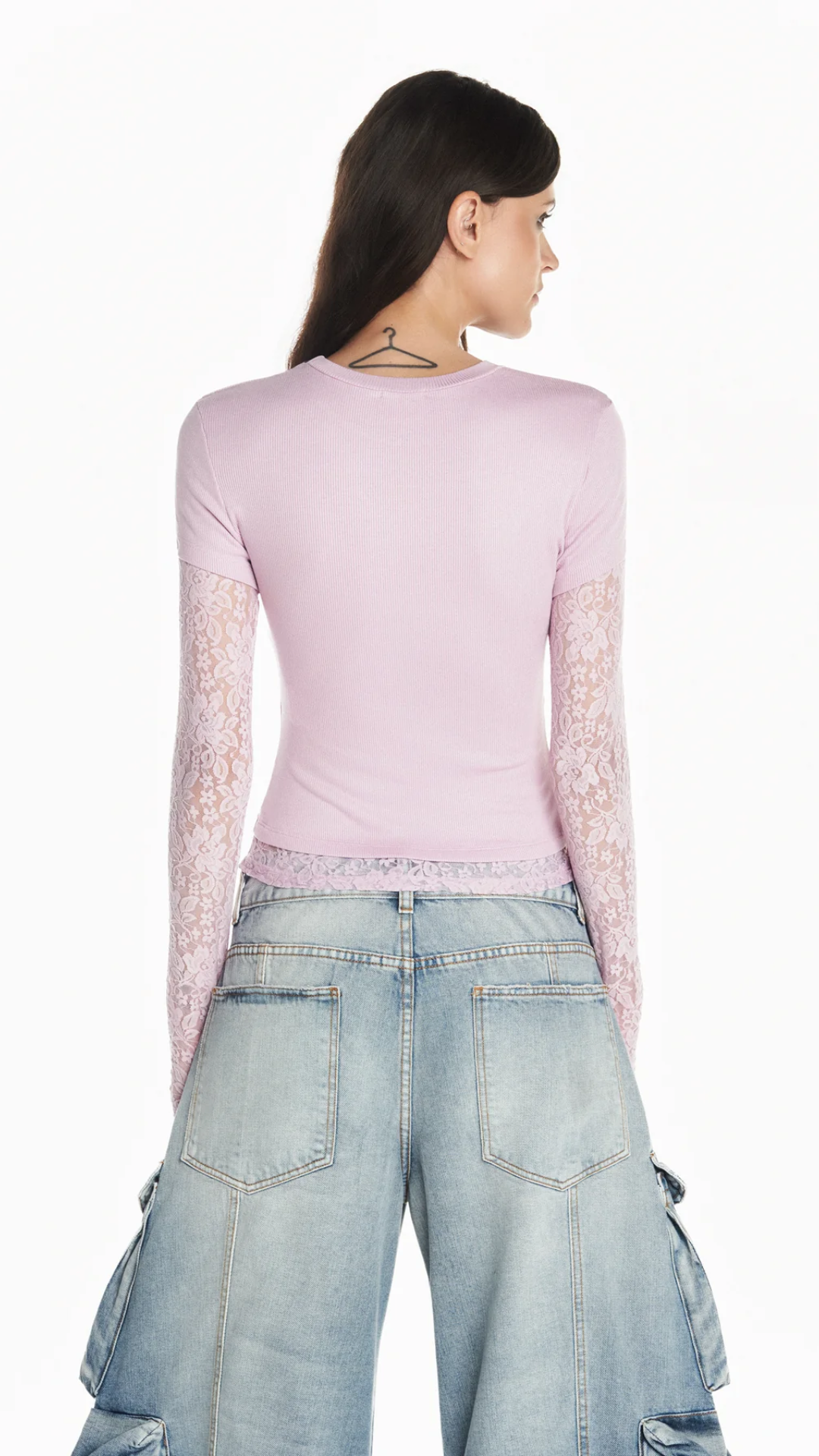 Camiseta Sobreposição Manga Renda Lilás