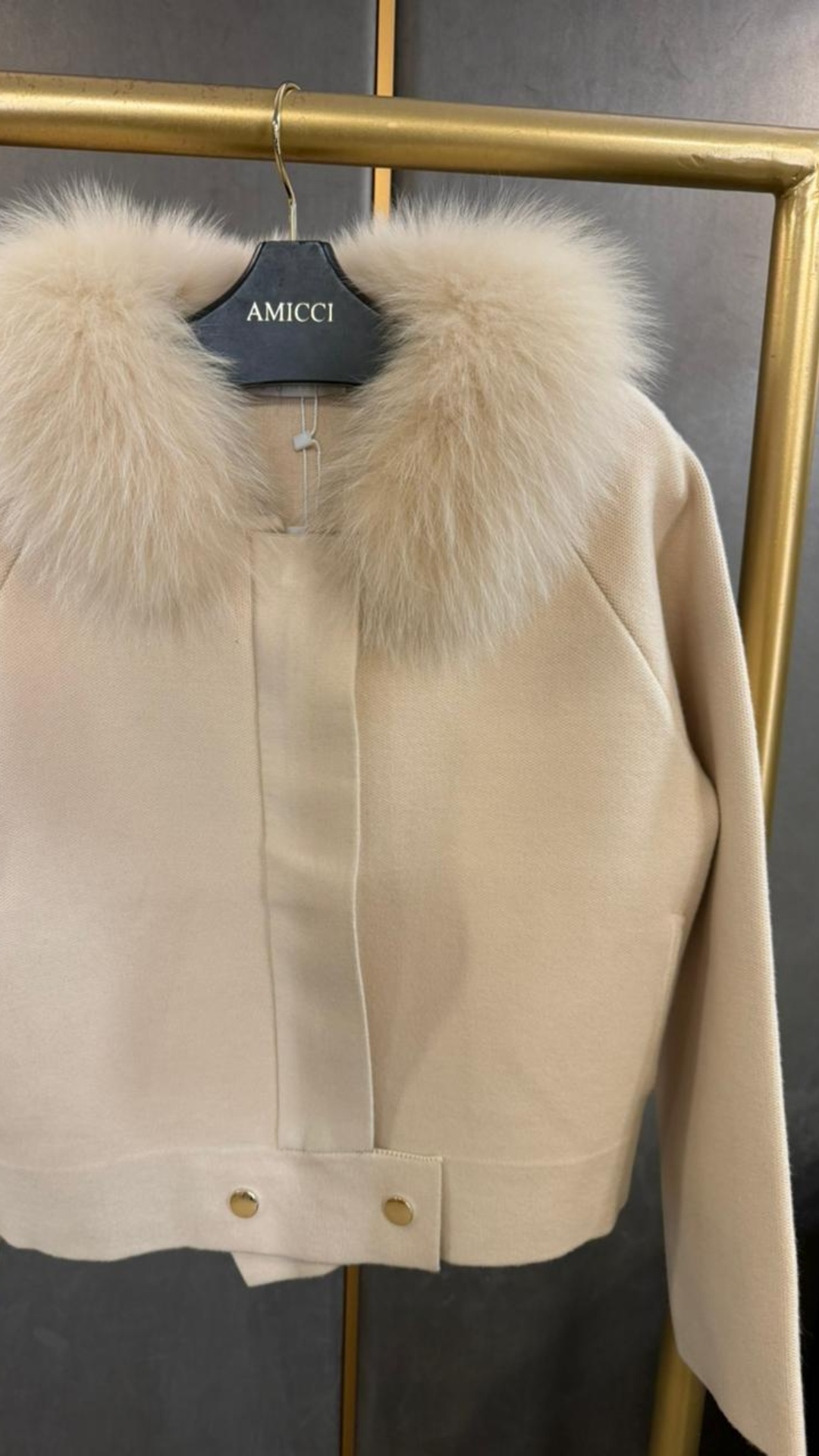 Jaqueta Tricot com Gola Removível Semolina