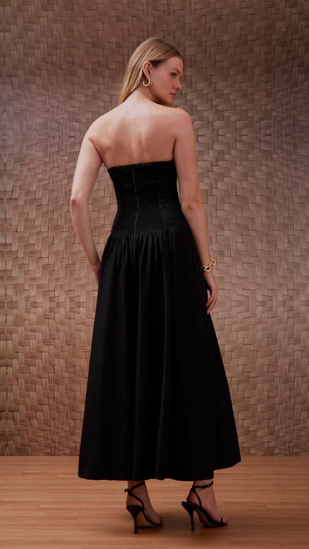 Vestido Cotton Decote Lua Preto