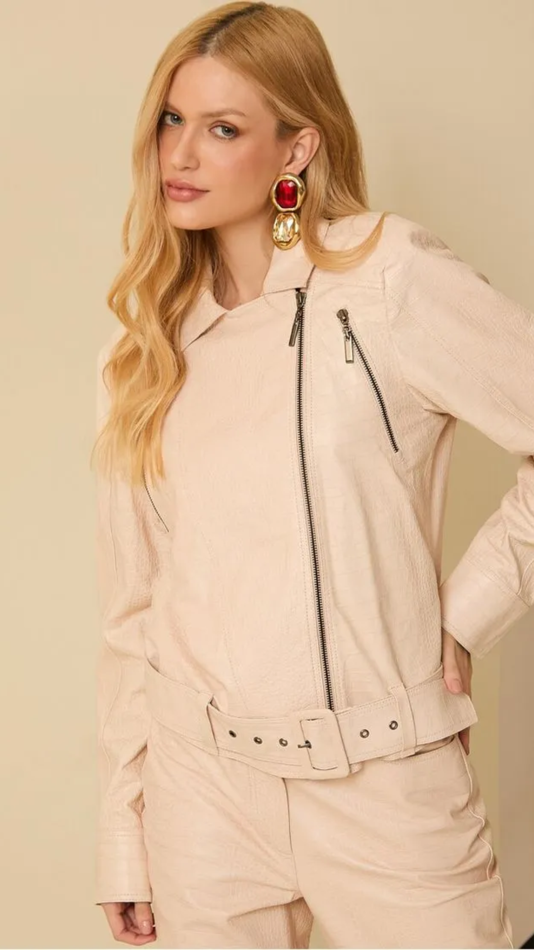 Jaqueta de Couro Croco Rosa Pétala