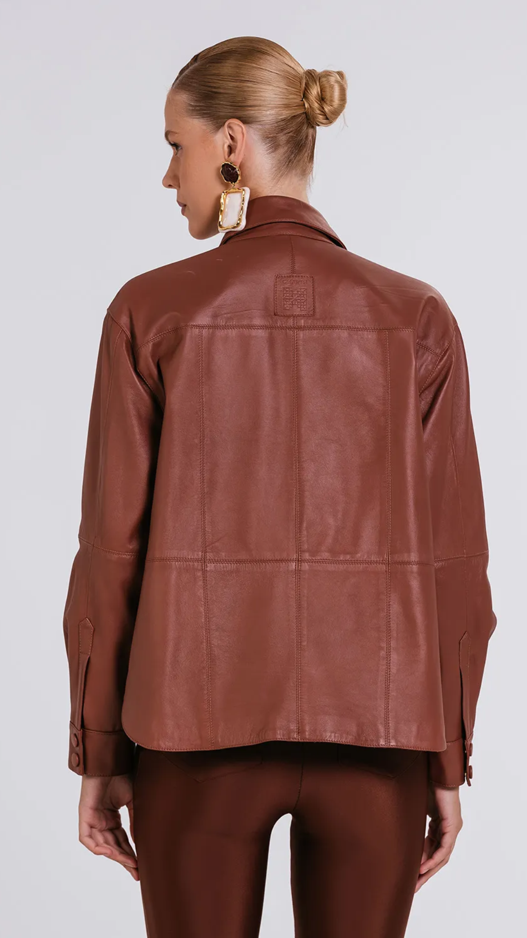 Camisa Geisa Chocolate