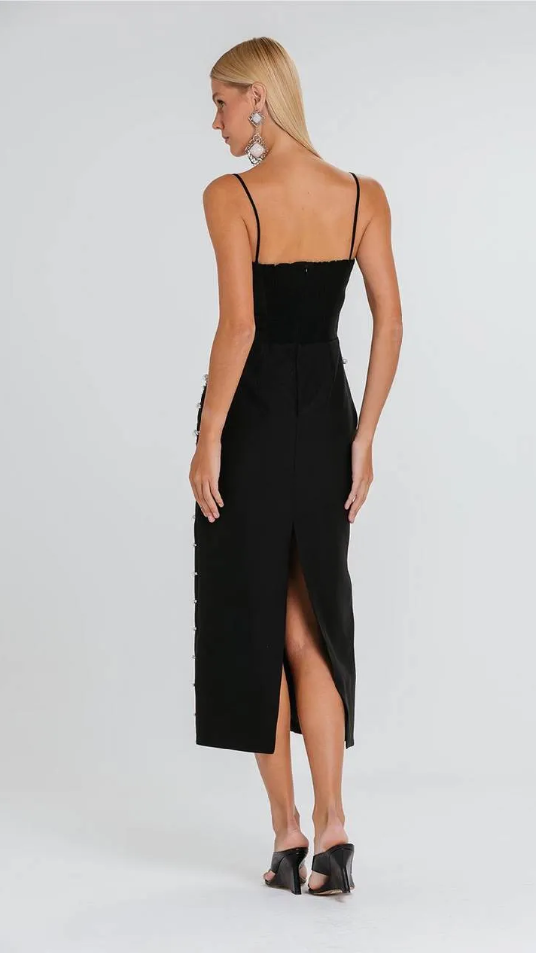 Vestido Garbo Preto