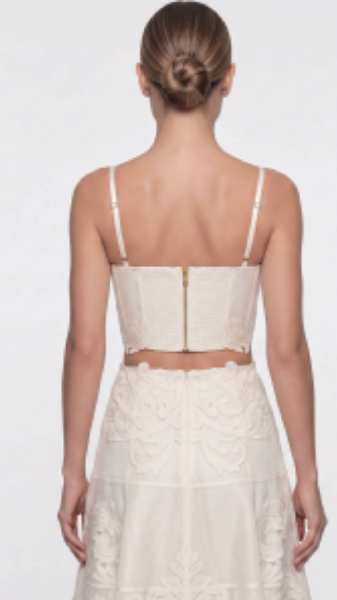 Saia Midi Bordada em Organza com Guipure
