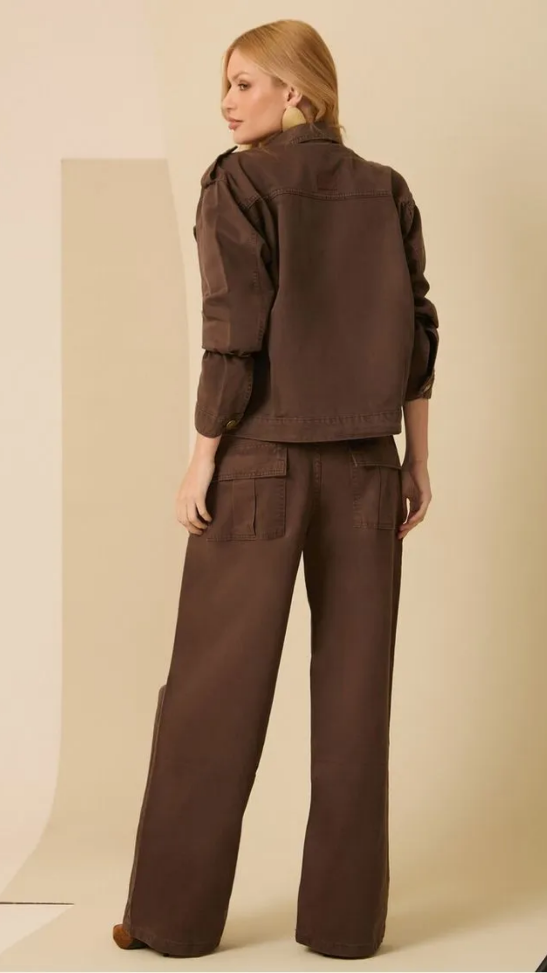 Calça Reta de Sarja Marrom