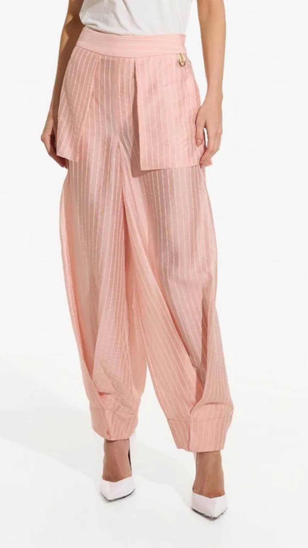 Calça Alfaiataria Barrel Com Botões Perna Peach