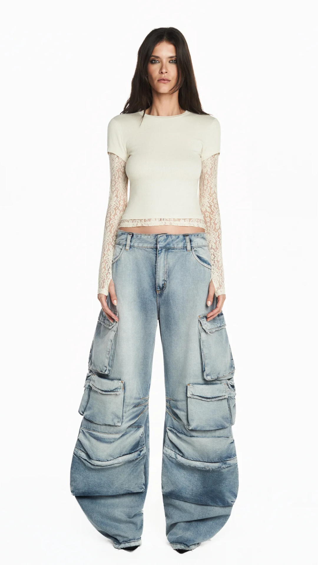 Camiseta Sobreposição Manga Renda Bege