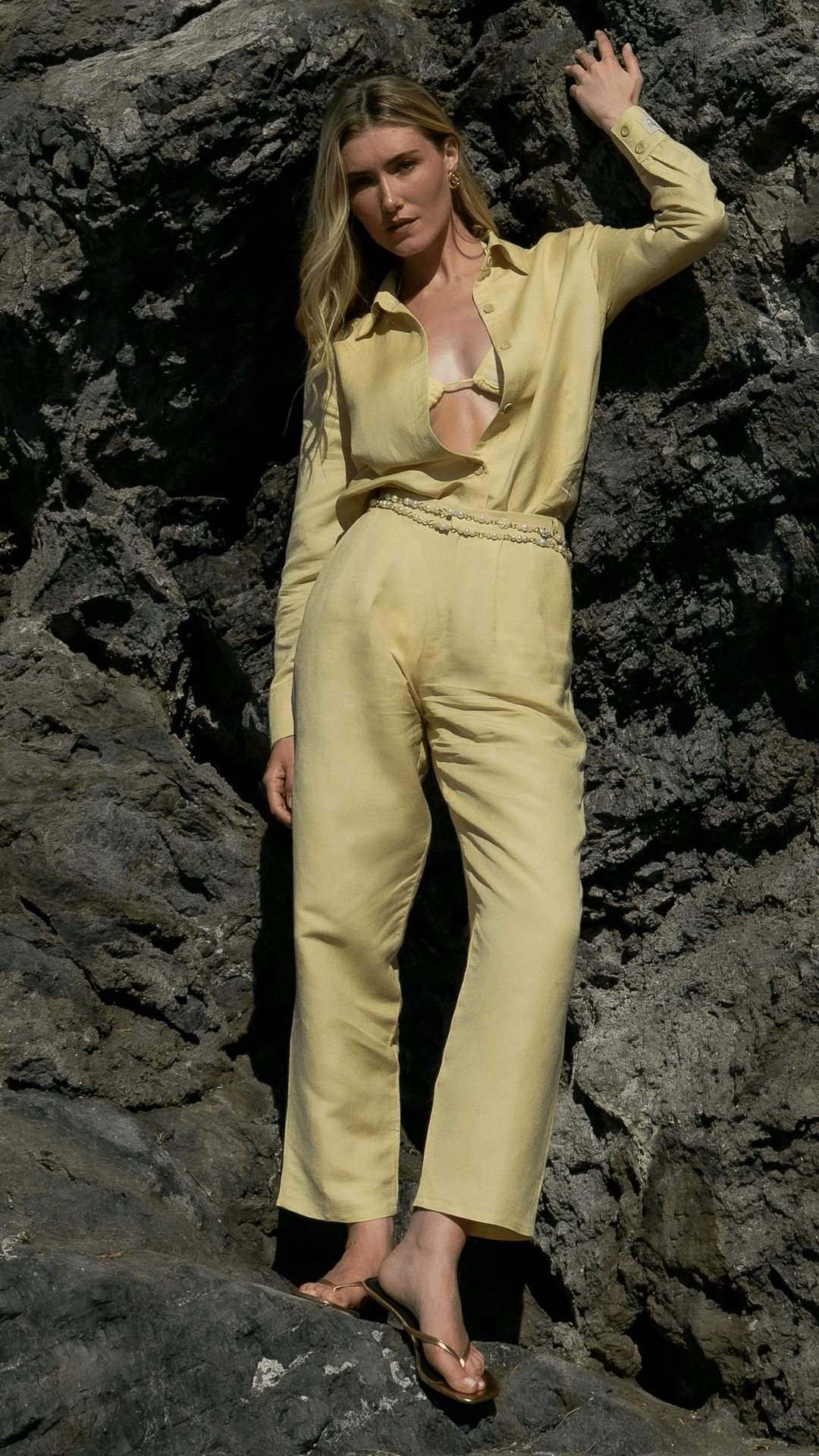 Conjunto Camisa e Calça Cenoura Amarelo