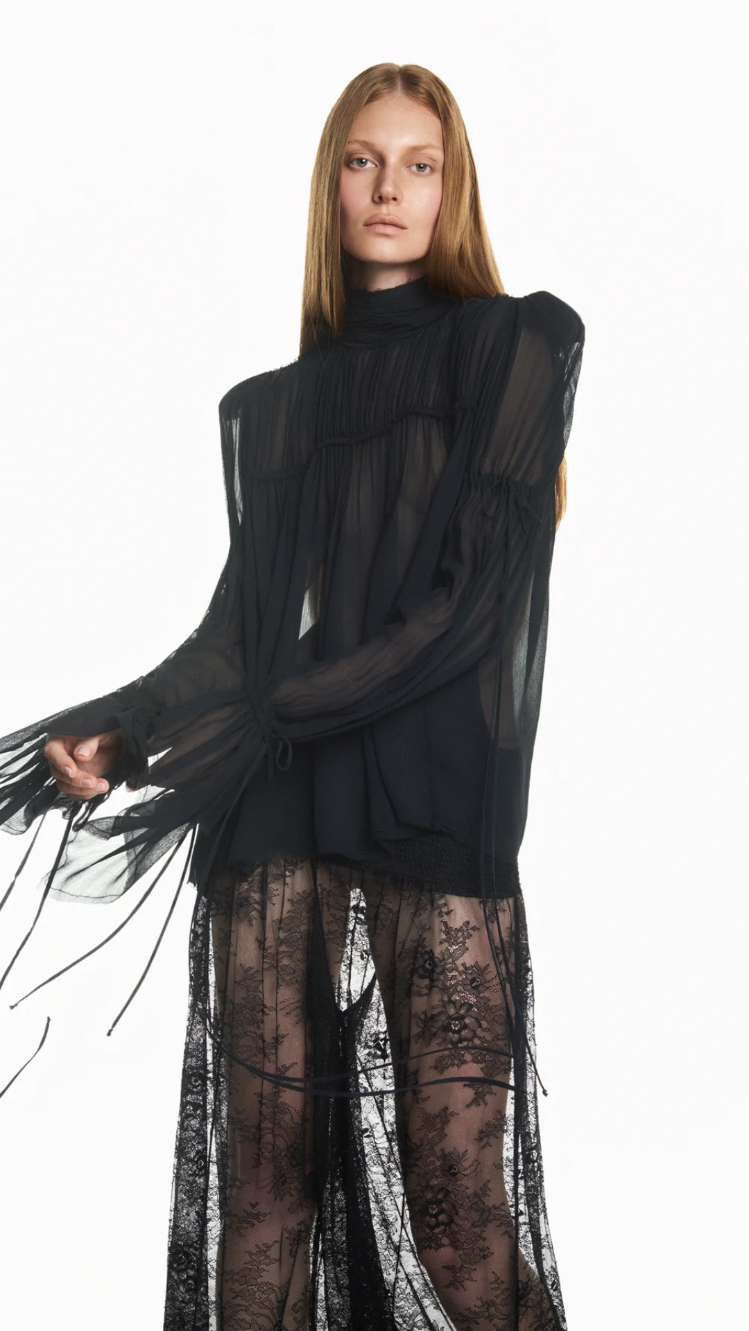Bata Manga Longa Pala Drapeada Chiffon Preto