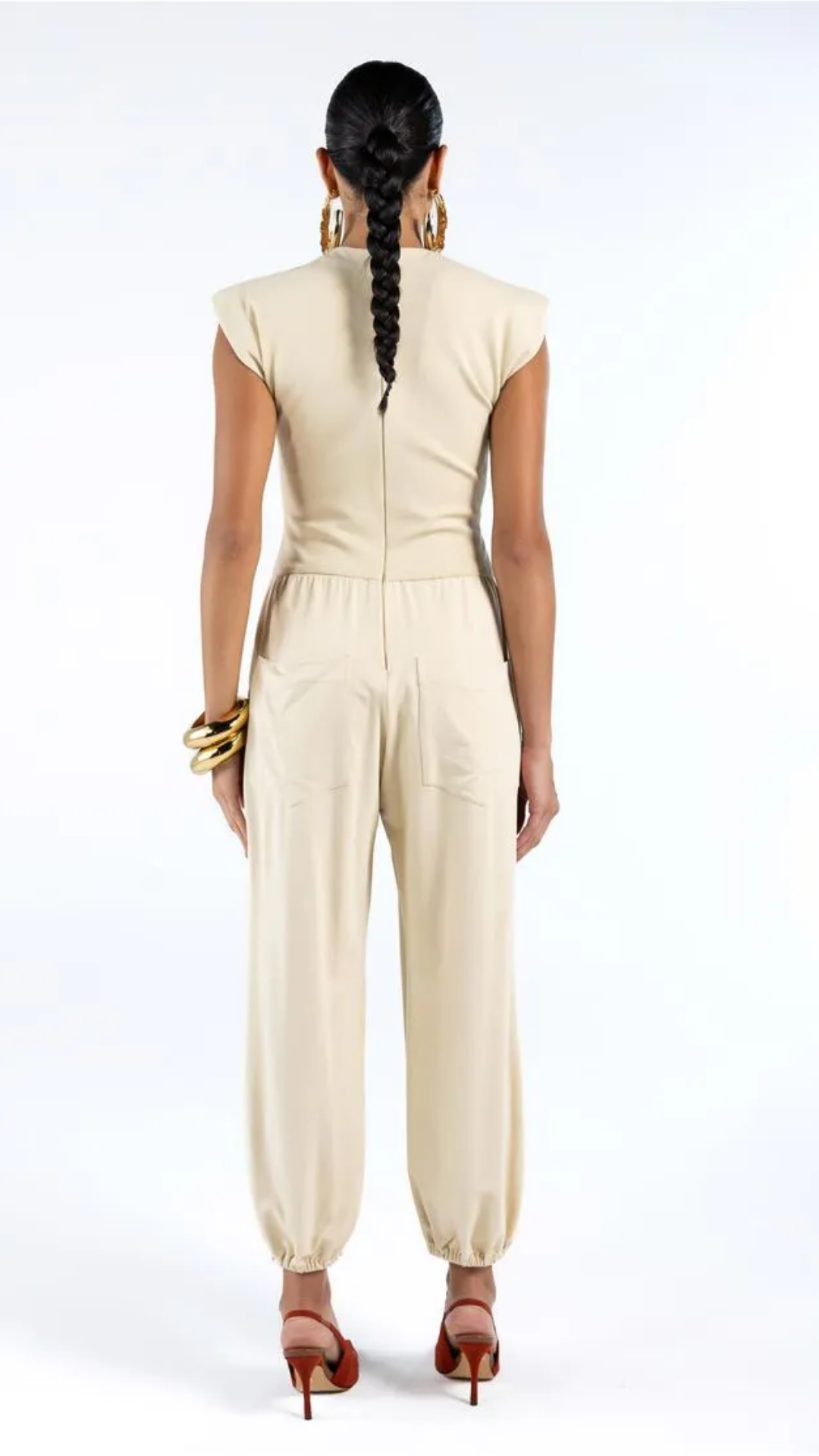 Macacão Bege com Ombreira