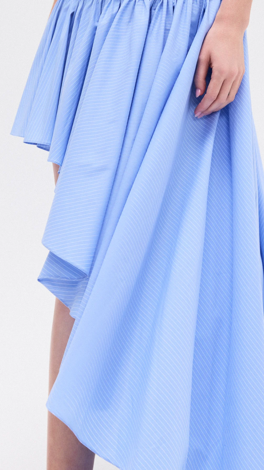 Vestido Saia Godê Assimétrica Listras Azuis