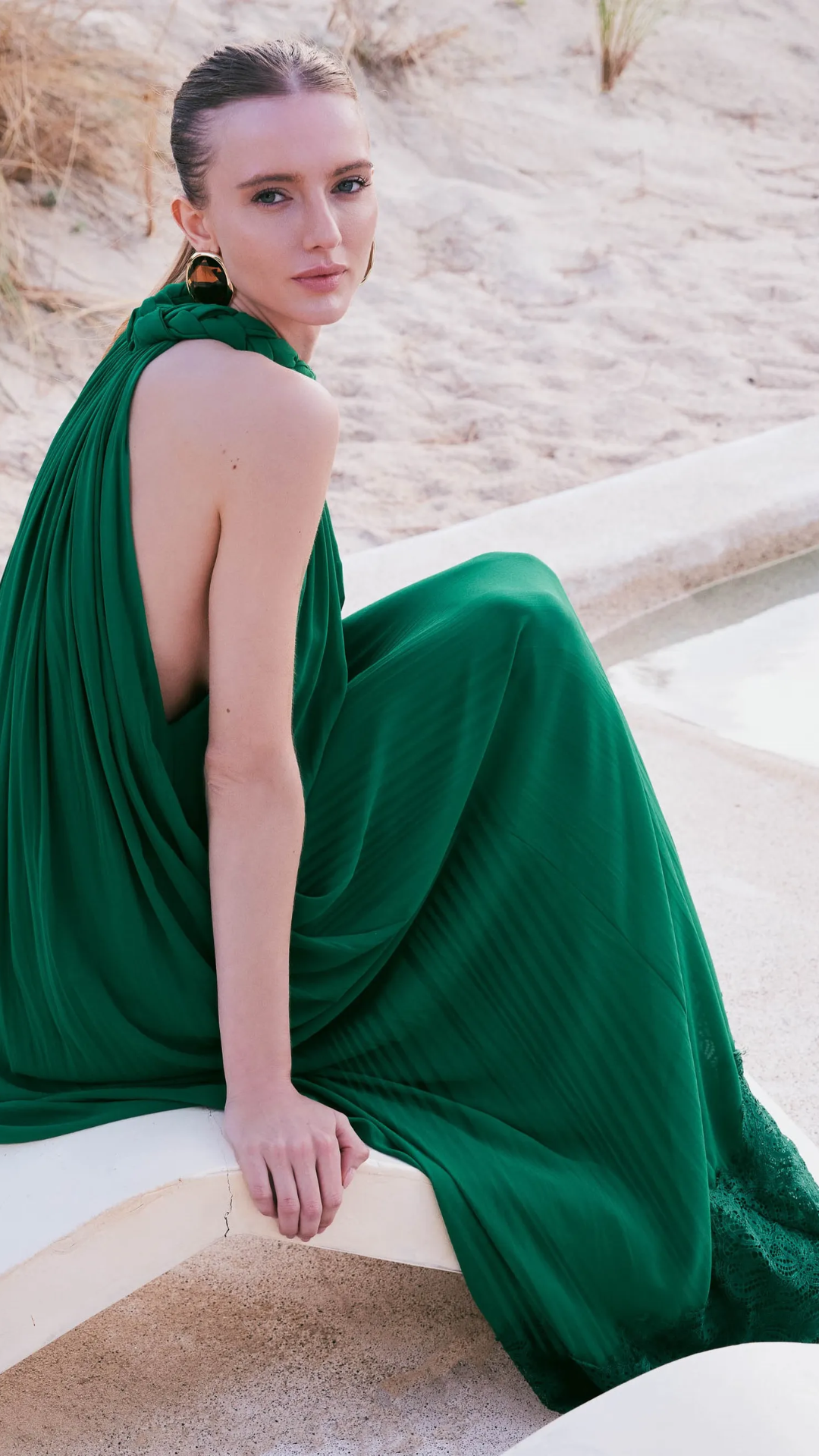 Vestido Longo Tarquinado com Renda Verde