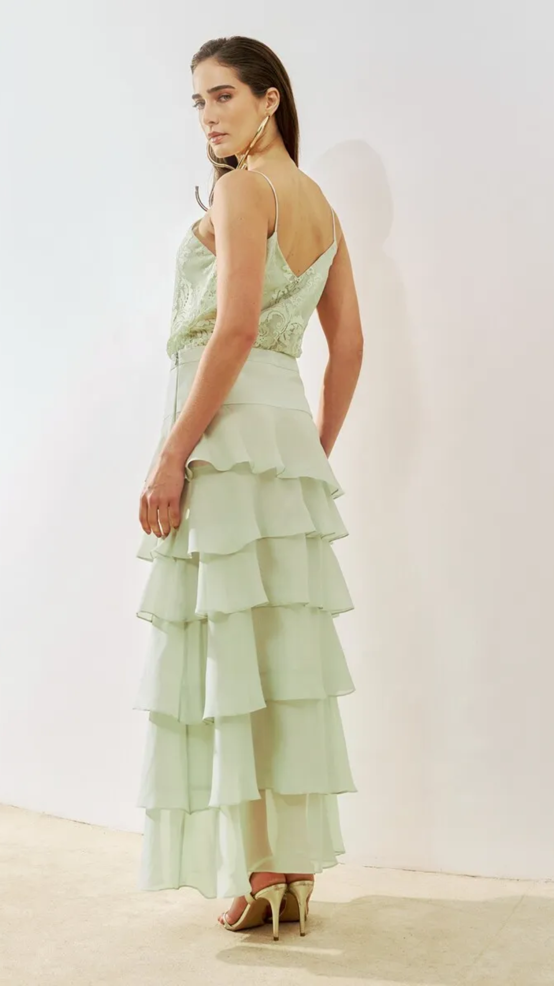 Conjunto Verde Água com Blusa de Renda e Saia