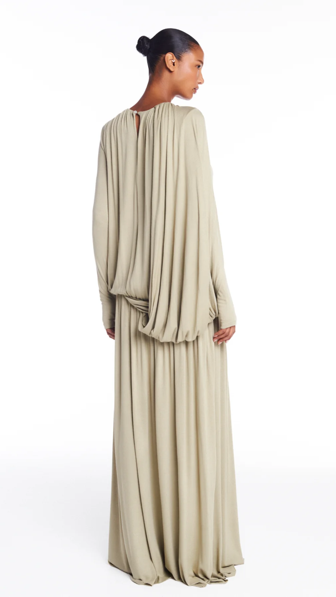 Vestido Longo Amplo Manga Longa Verde