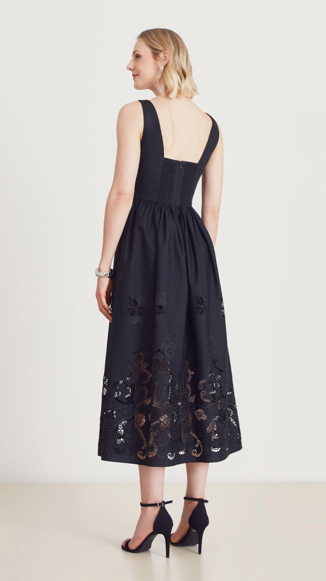 Vestido Midi Maitê Preto