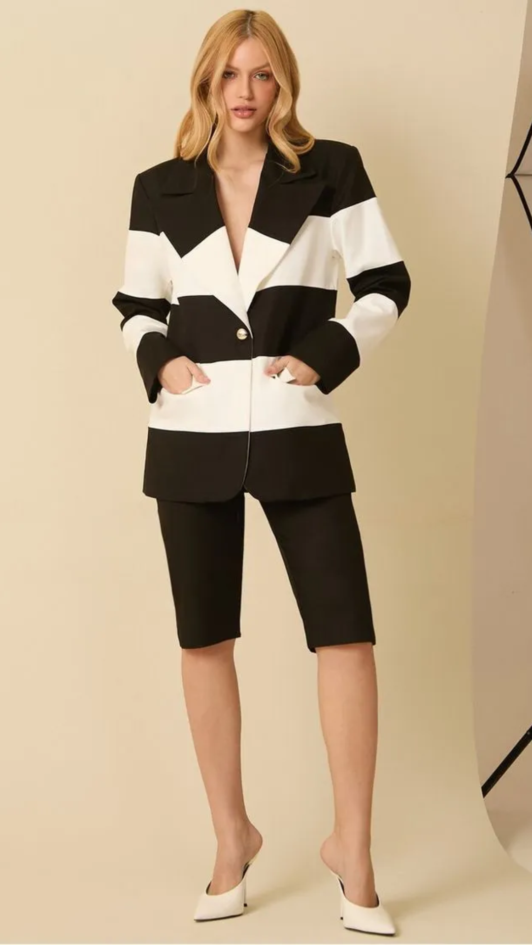 Calça Corsário Alfaiataria Preta