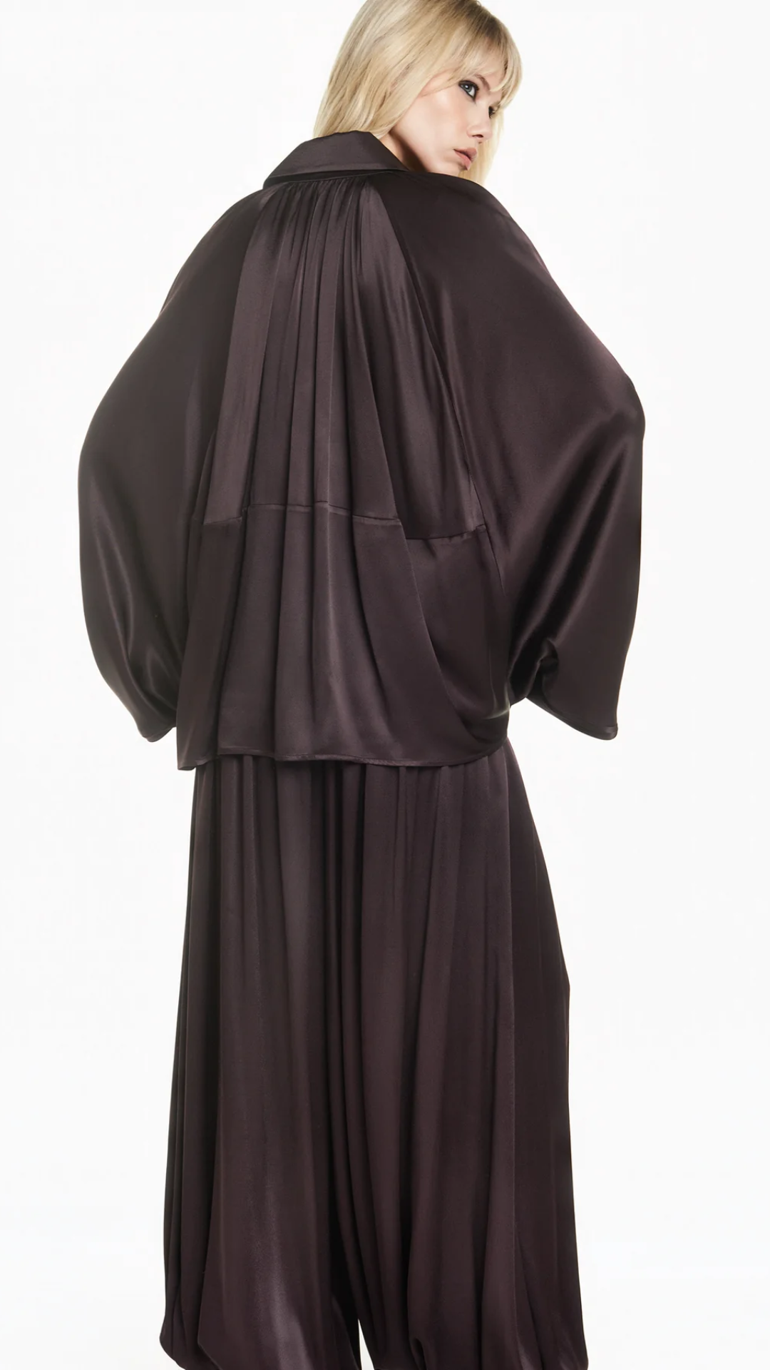 Jaqueta Manga Raglan Cetim Marrom