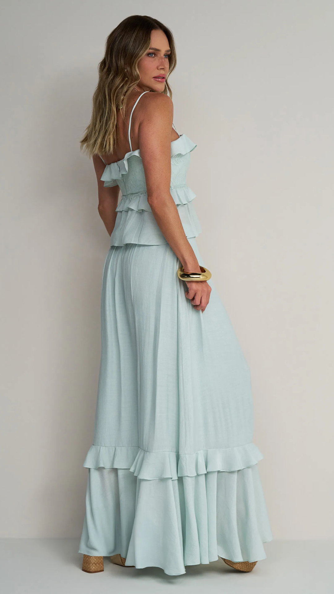 Conjunto Verde Água Blusa com Renda e Saia Longa