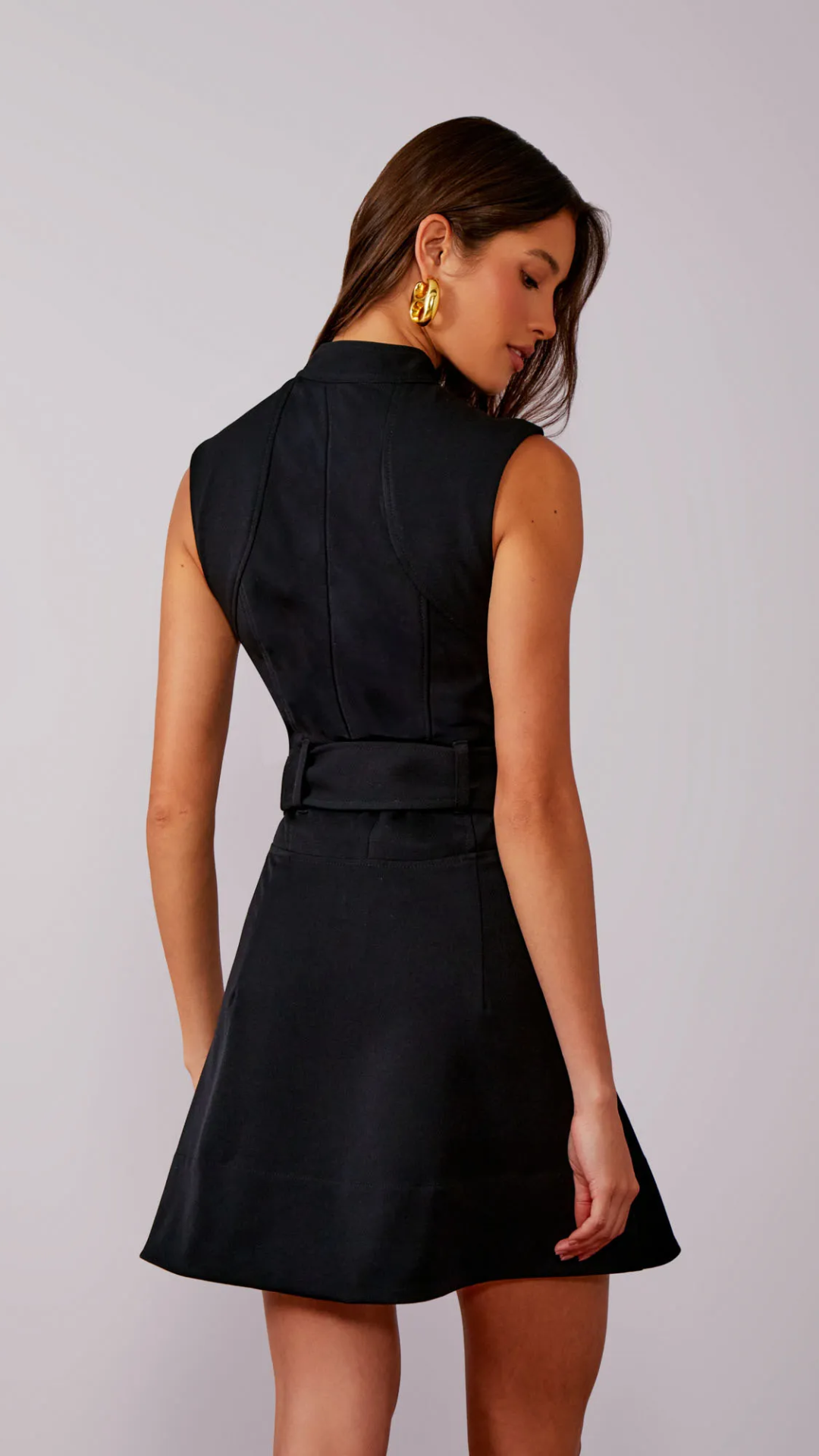 Vestido York Zíper Gola Mão Preto