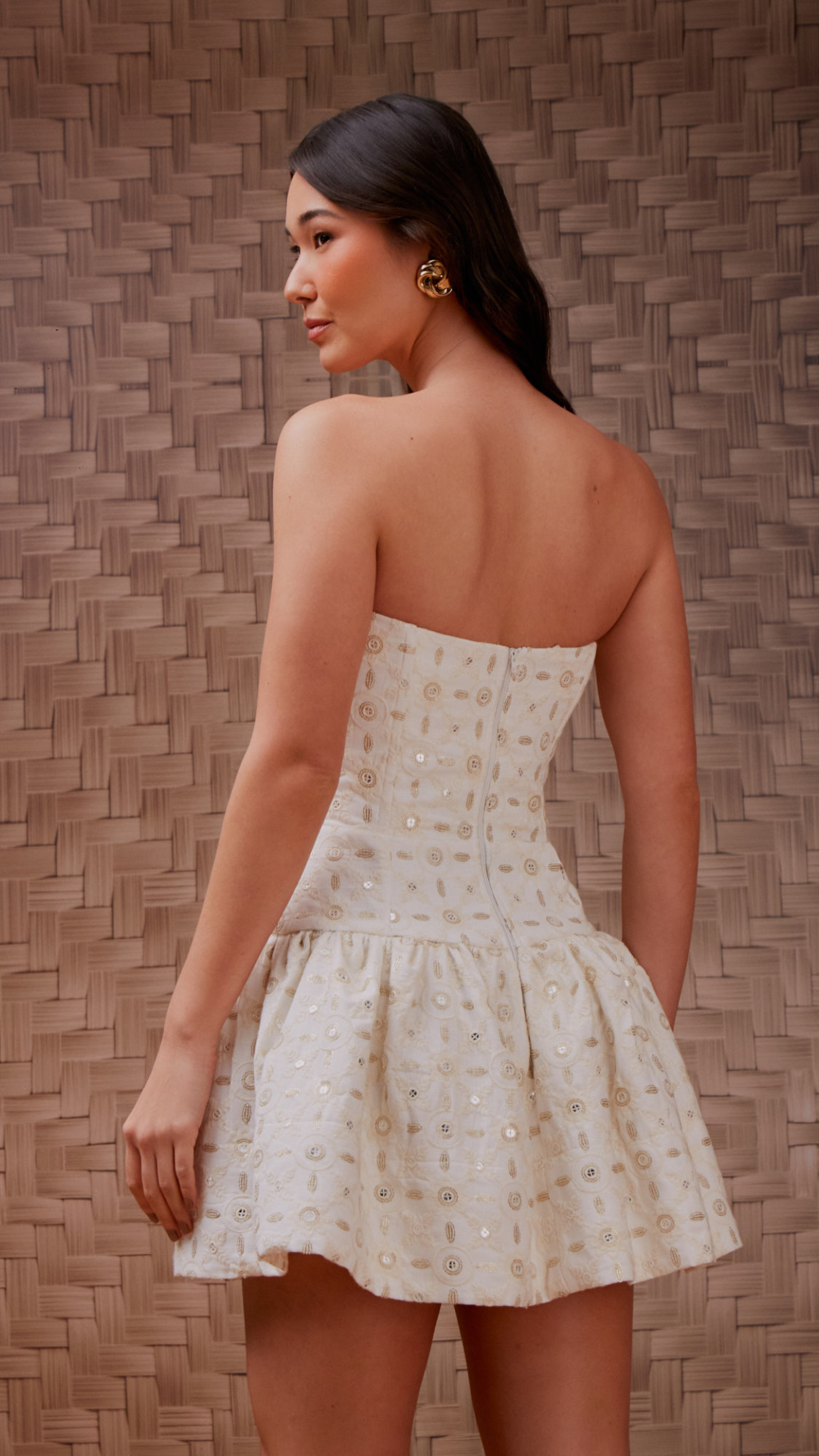 Vestido Bordado Joias Curto Off White