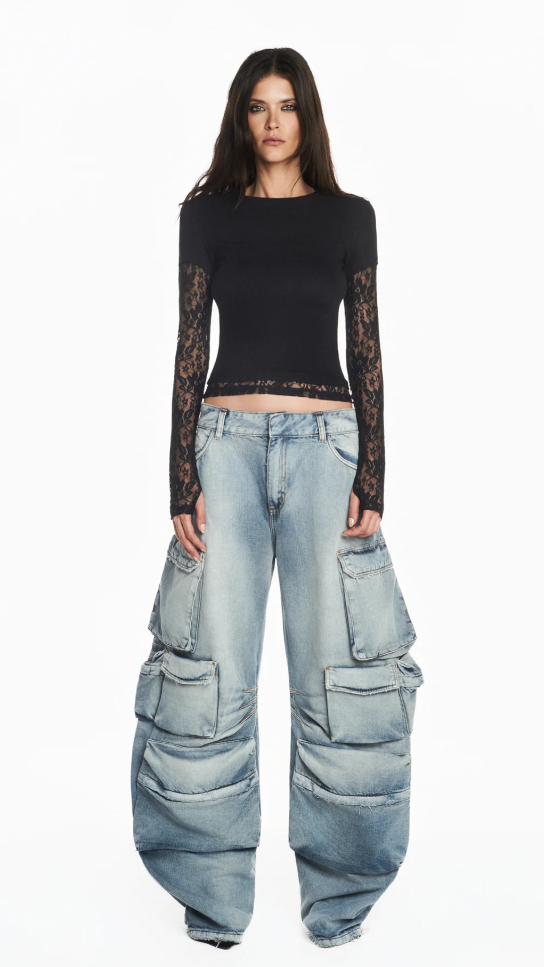 Camiseta Sobreposição Manga Renda Preto