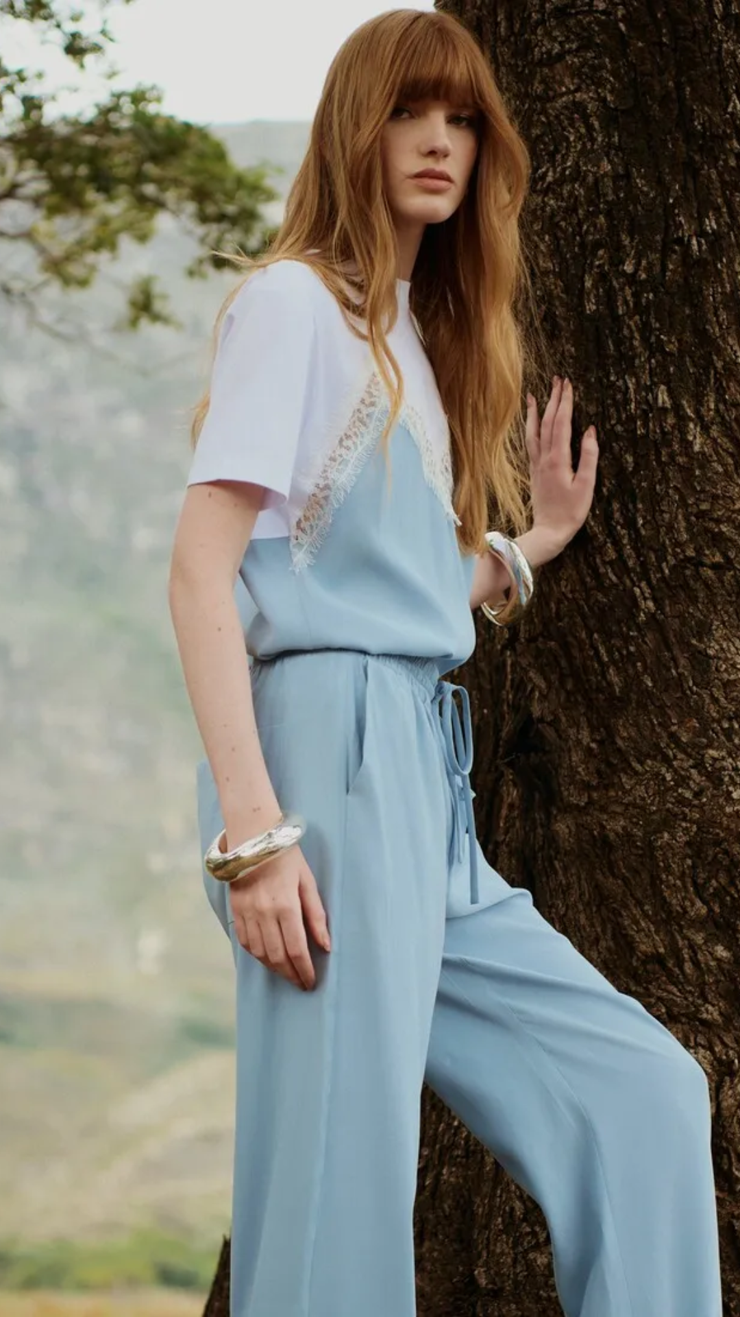 Conjunto Azul Candy Blusa Renda e Calça Jogger