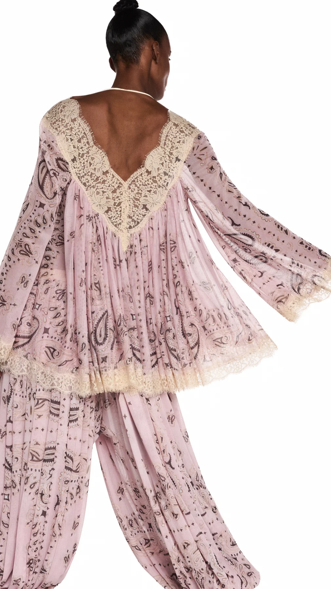 Blusa Ampla Manga Longa Renda Bege Bandana Rosa