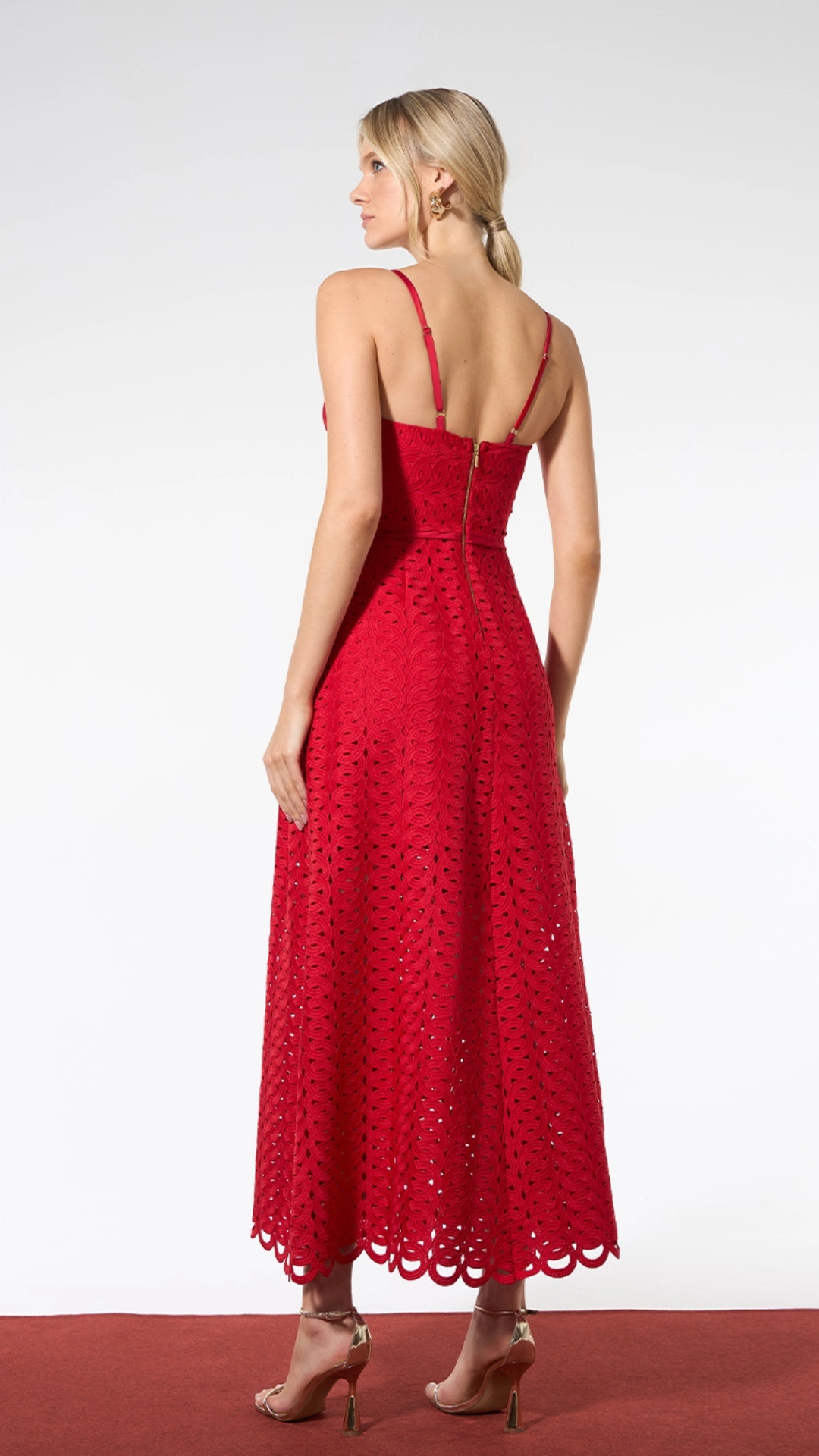Vestido Midi Em Renda Elos Vermelho Sparkl