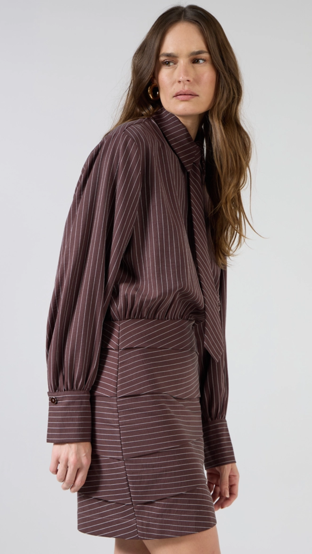 Vestido Curto Listras Marrom Netherlands