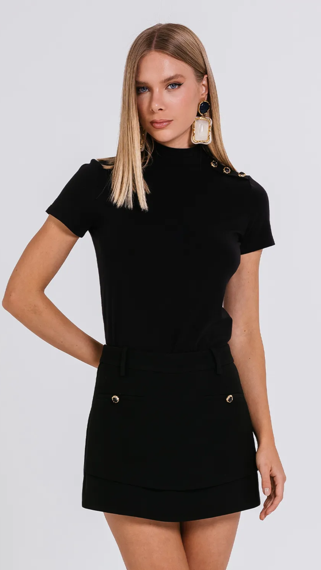 Short Saia Cora Preto
