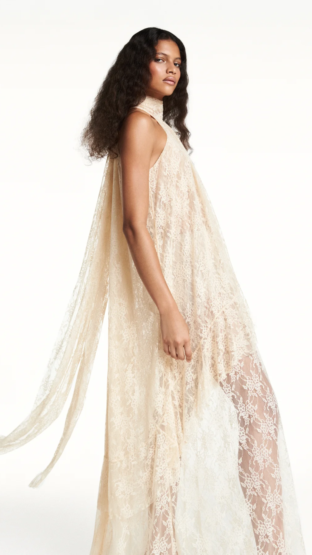 Vestido Longo Gola Alta Babado Mullet Renda Bege