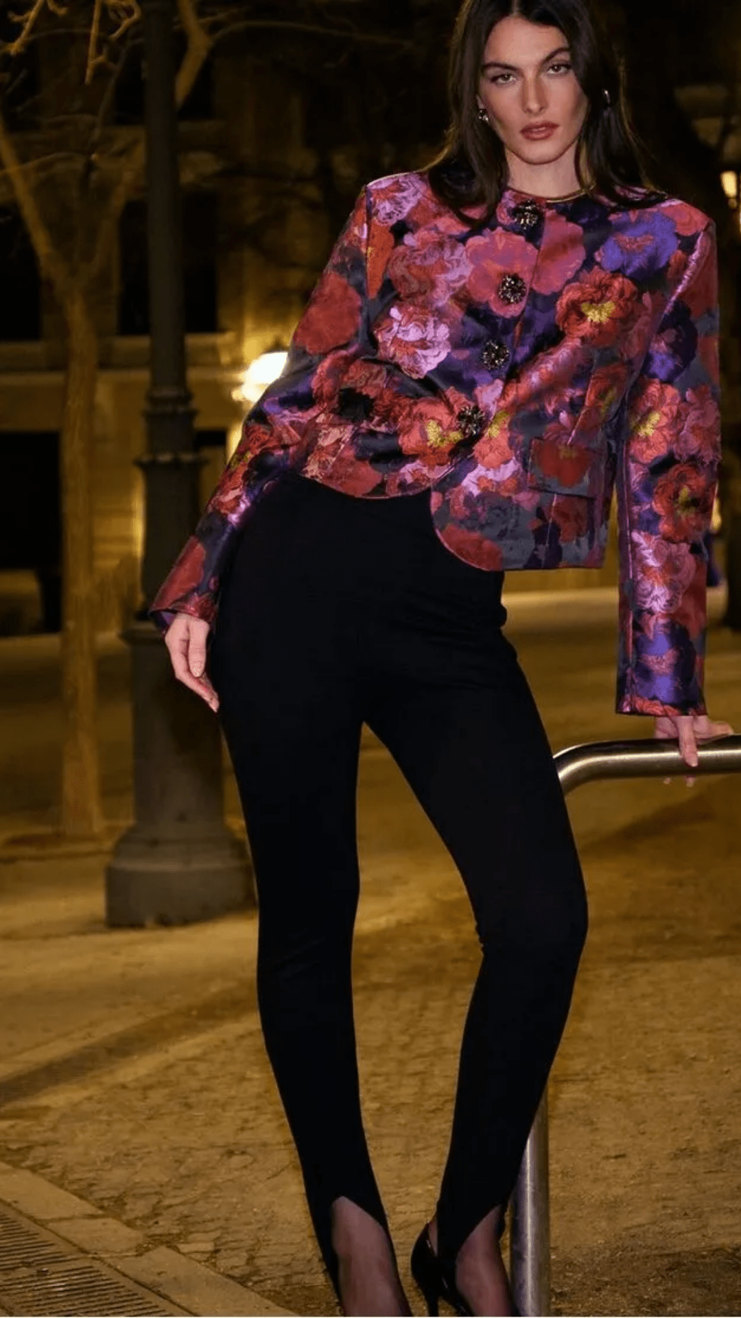 Casaqueto Jacquard Botões Cristais