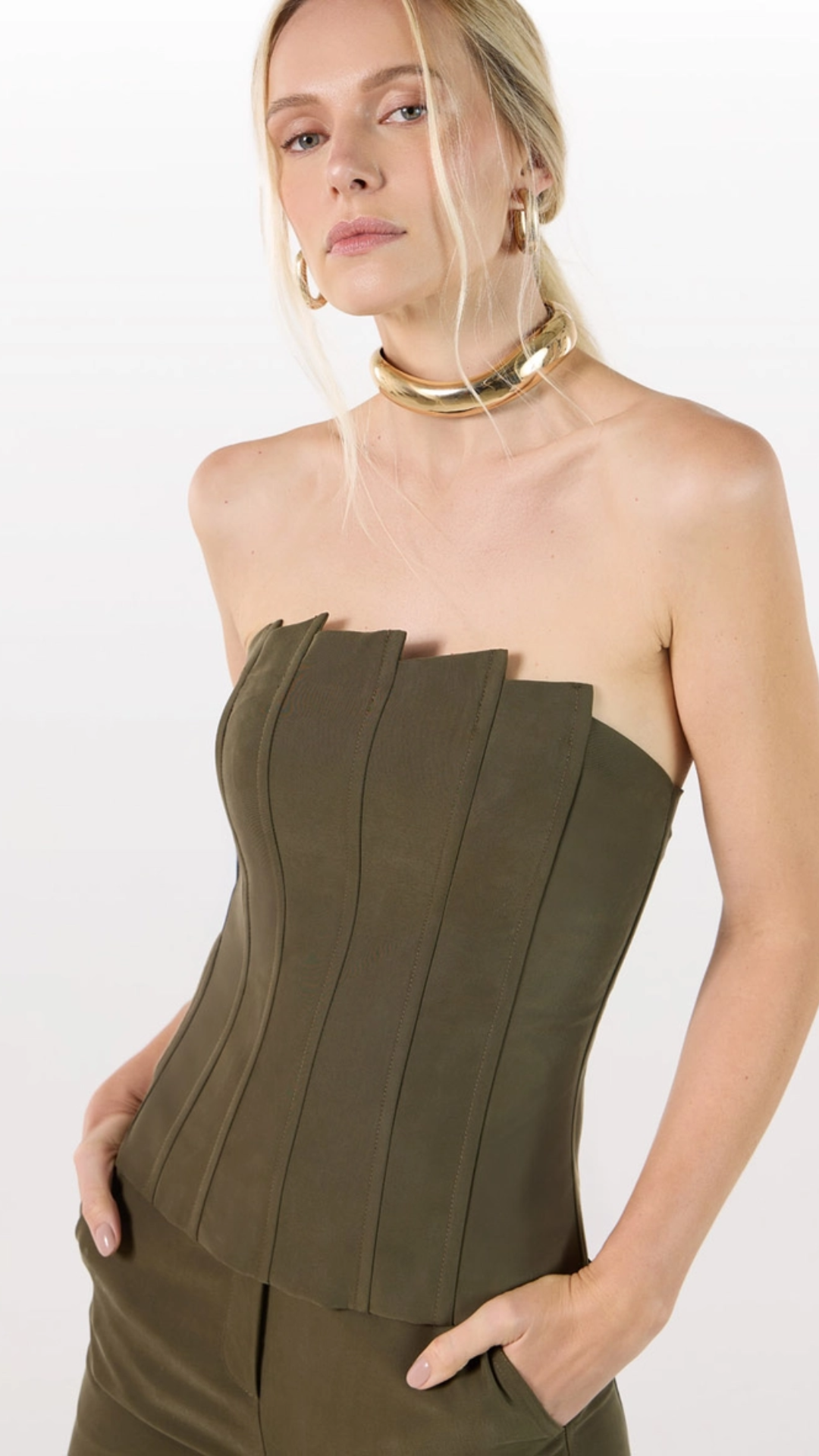 Conjunto Corselet e Calça Utilitária Verde Enigma