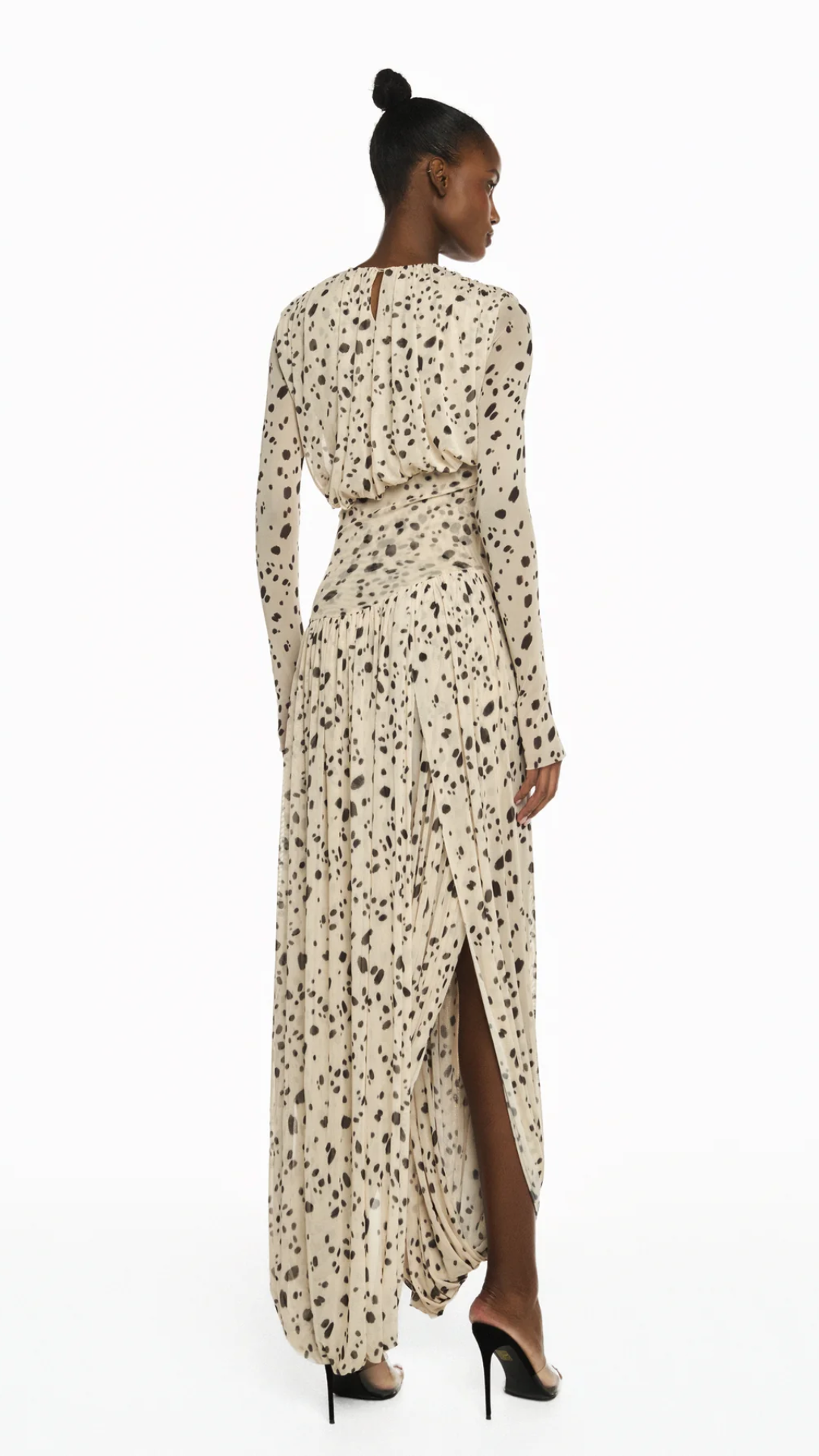 Vestido Longo Manga Longa Drapeado Tule Dálmata