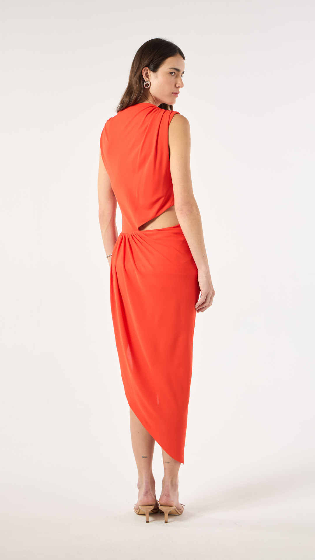 Vestido Midi Assimétrico Vermelho Winoma