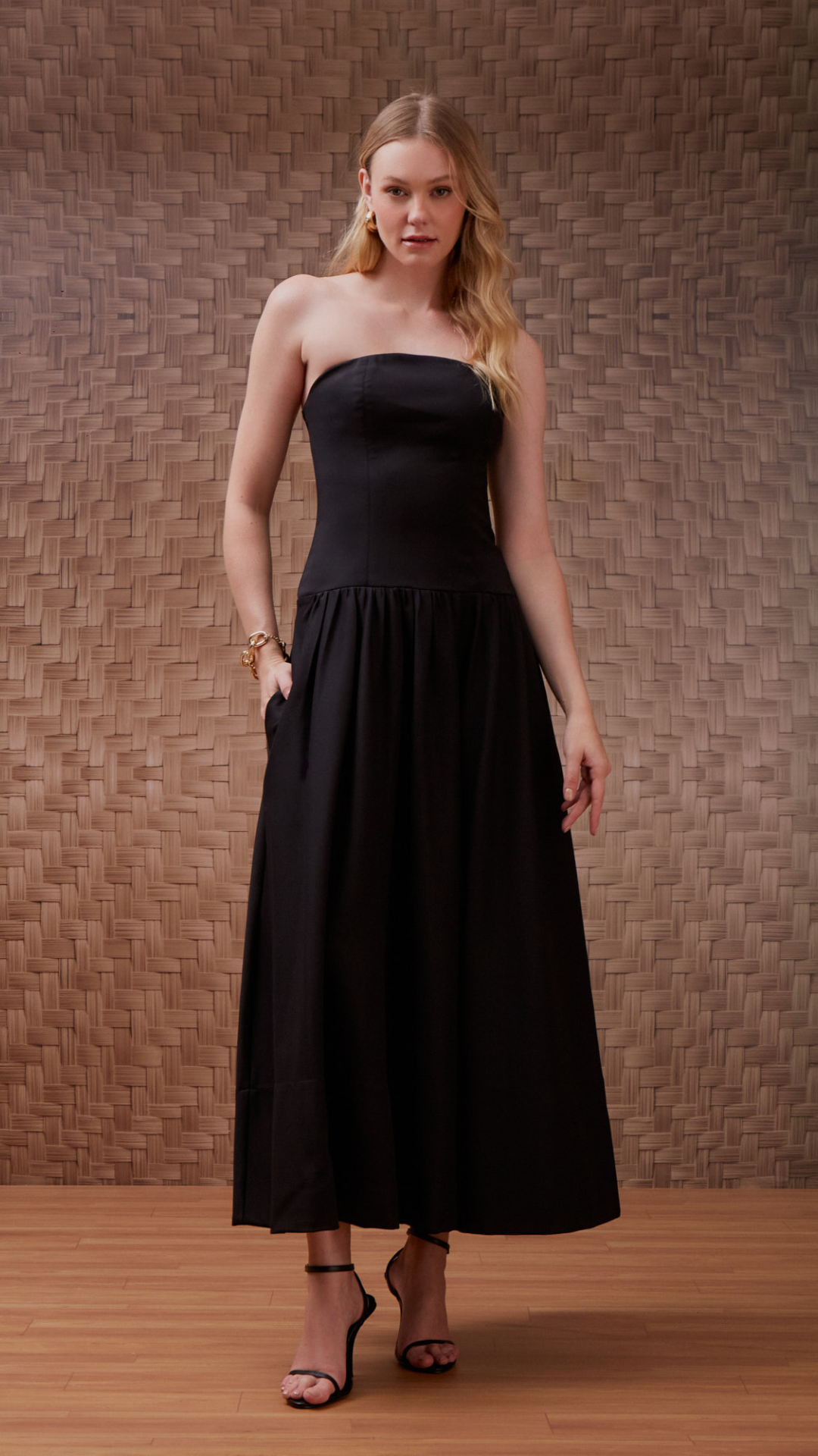Vestido Cotton Decote Lua Preto
