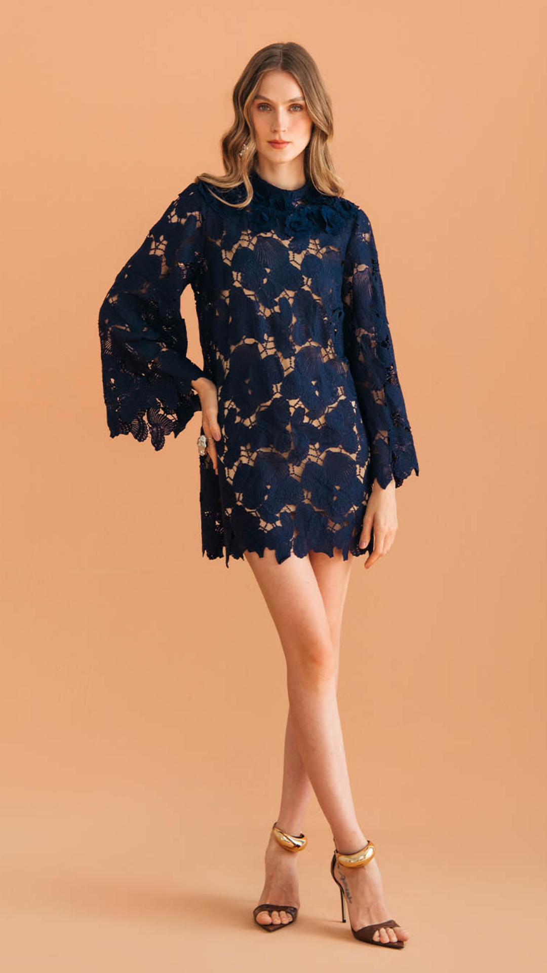 Vestido Curto Renda Conchas Azul Darkness
