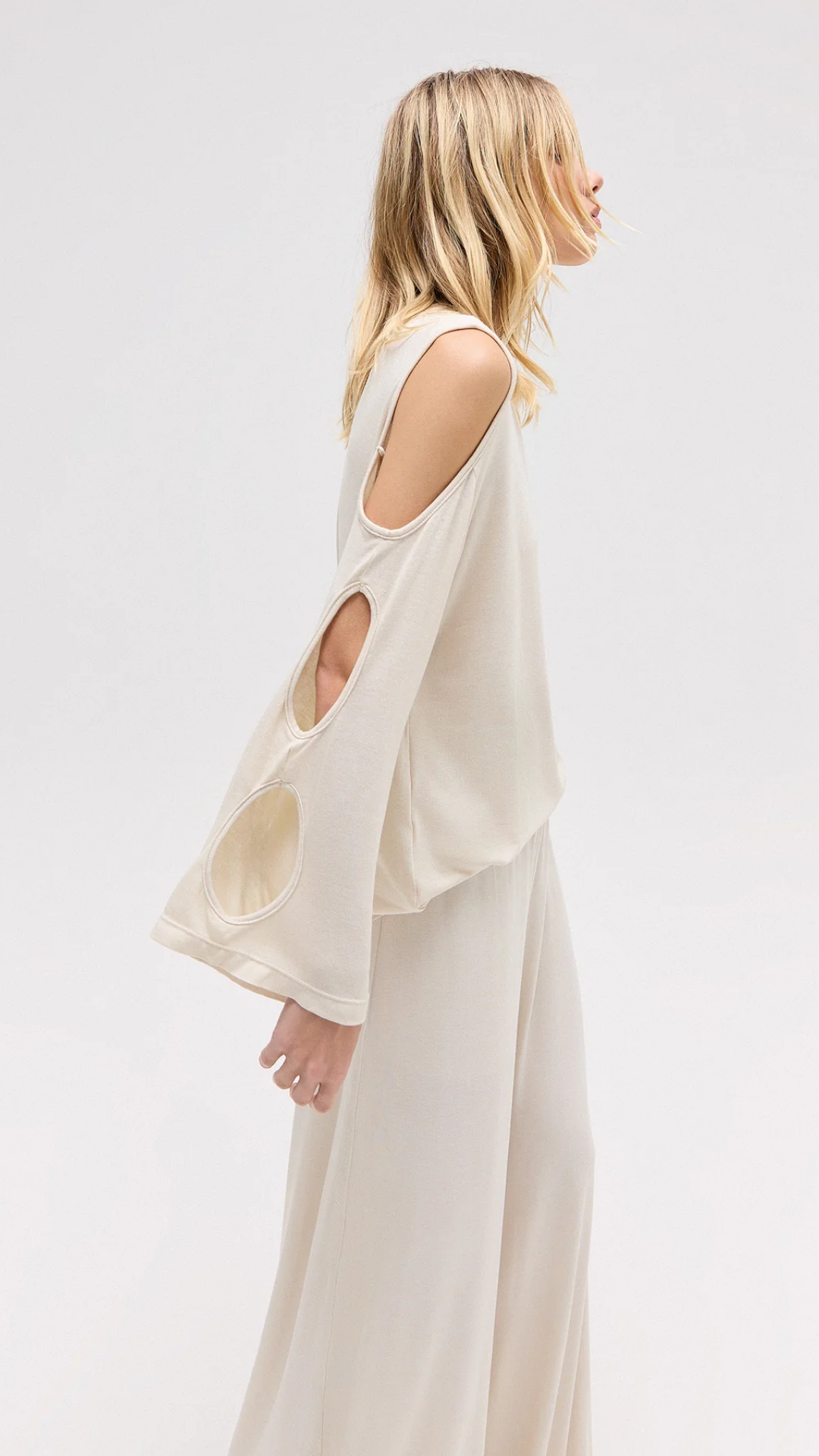 Blusa Ampla Manga Longa Bege