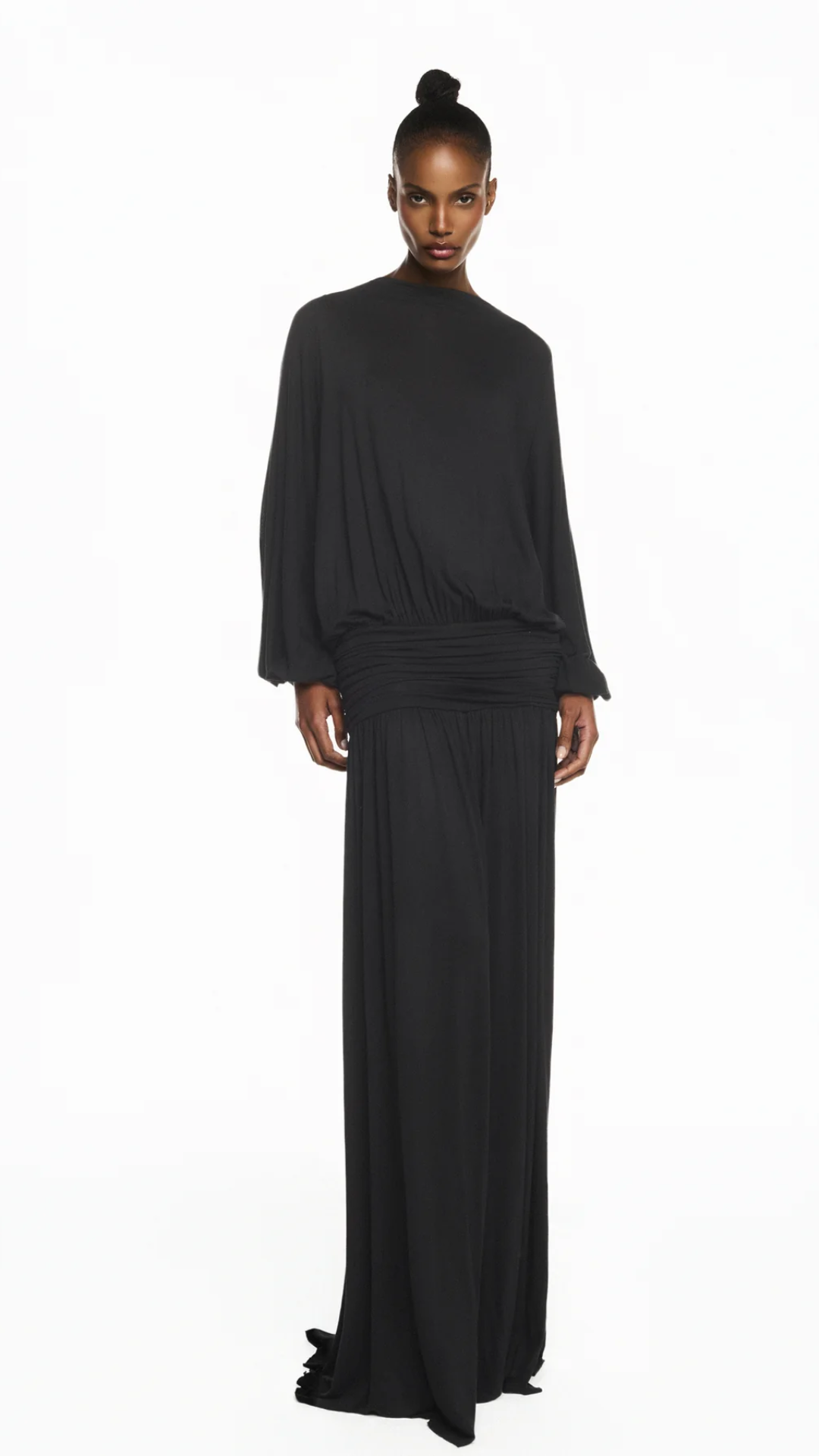 Vestido Longo Amplo Pala Drapeada Malha Preta