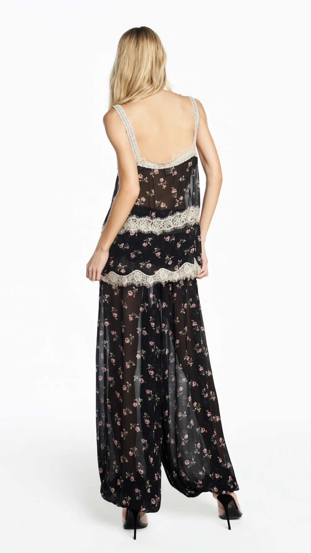 Calça Elástico Barra Chiffon Floral Preto com Renda